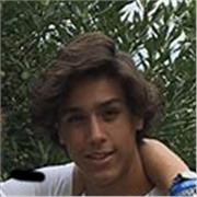 Lycéen en terminal filière économique et sociale au lycée Alexandre Dumas. Bon niveau en maths